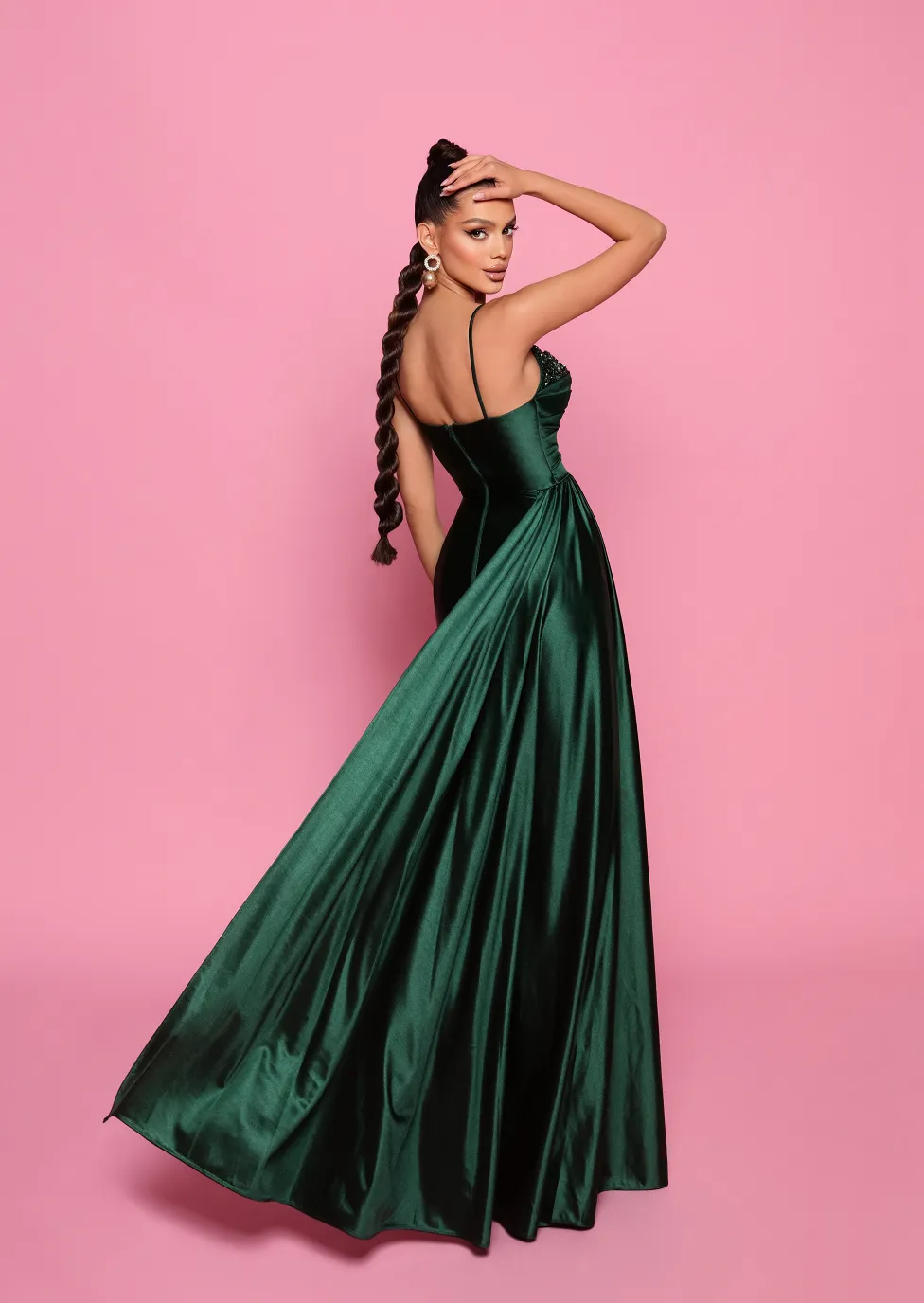 007 Gown