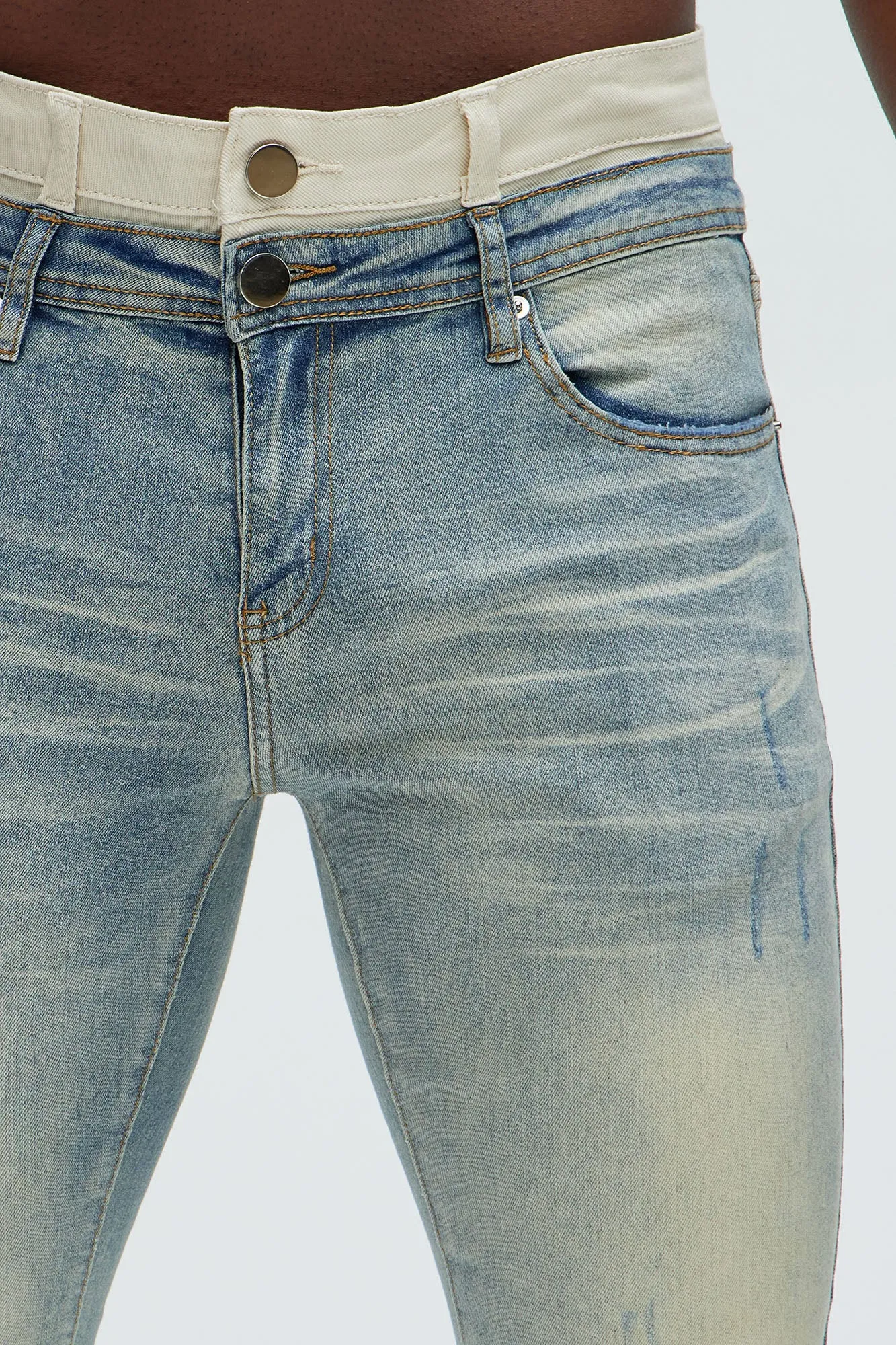 Below Me Distressed Skinny Flare Jeans - Light Wash