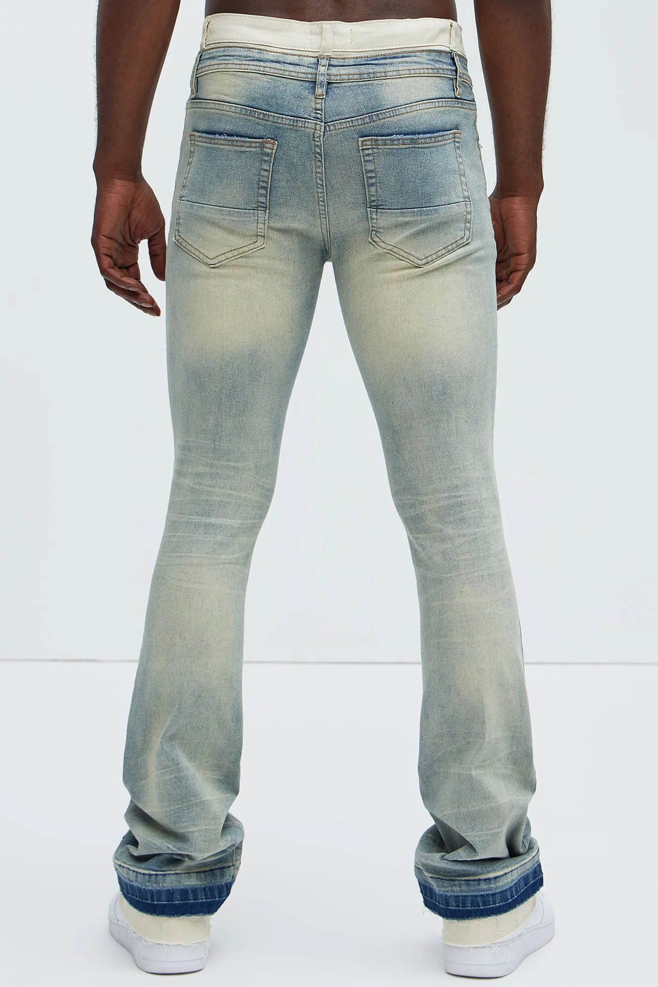 Below Me Distressed Skinny Flare Jeans - Light Wash