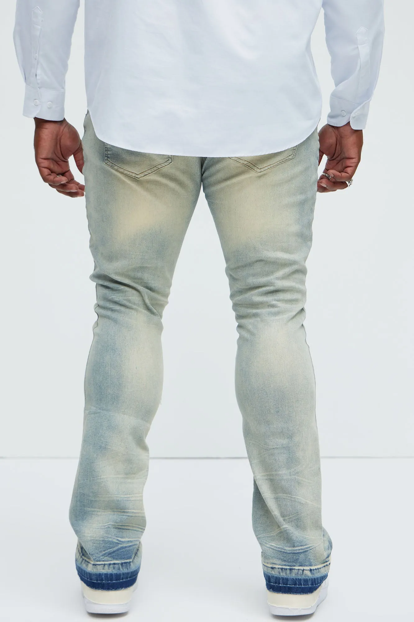 Below Me Distressed Skinny Flare Jeans - Light Wash