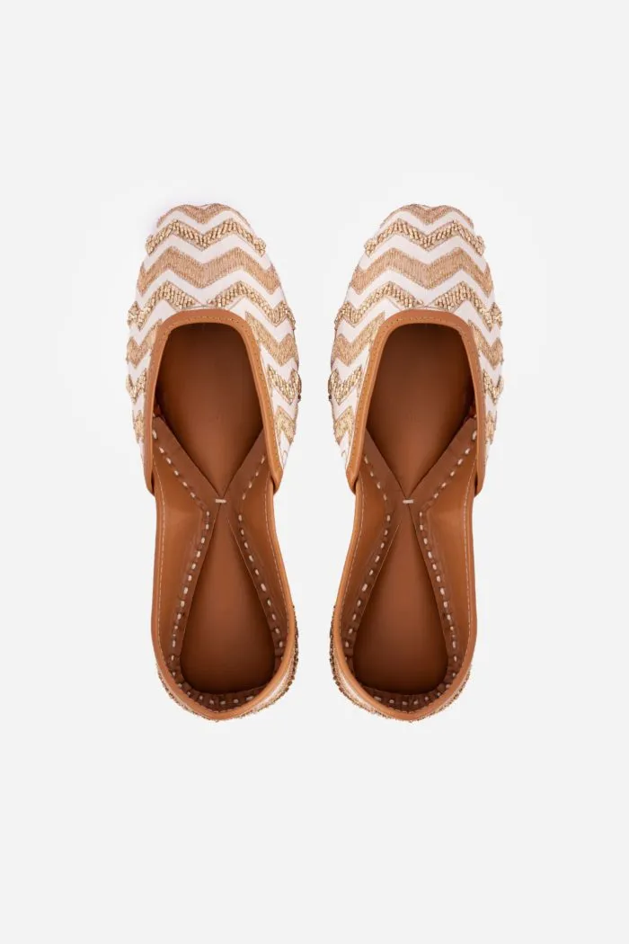 White-Gold Taffeta Juttis